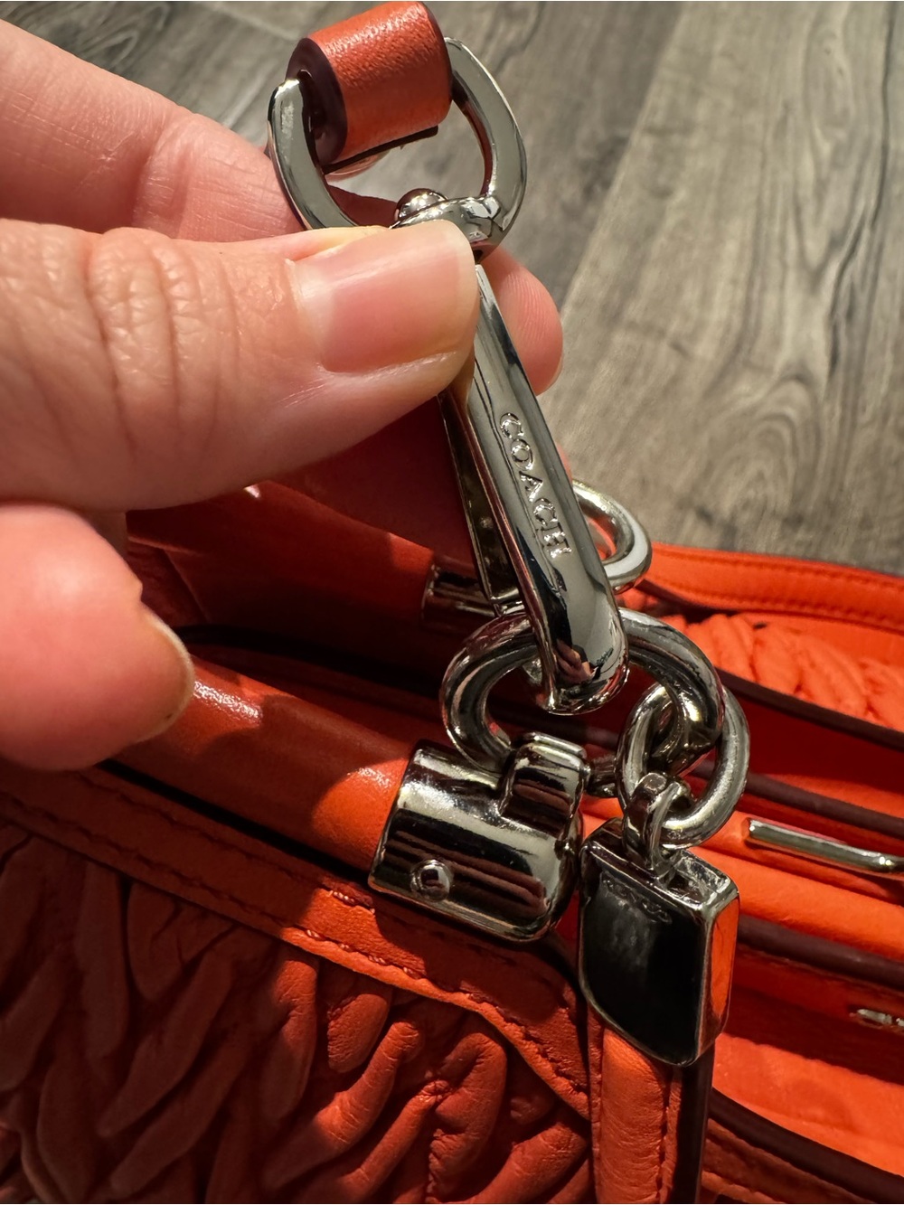 Coach Madison Gathered Twist Carrie Satchel Textured Orange coral Quilted purse - Picture 9 of 16